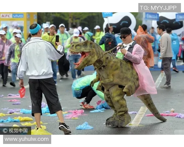 南京街舞队在马拉松大满贯中的力量展现与精彩点评